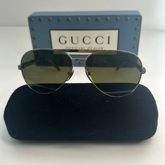 ?- New Authentic Gucci™ GG1163S 002 60 - Silver/Gray Sunglasses Gucci Sunglasses GG1163S 002 main image 4